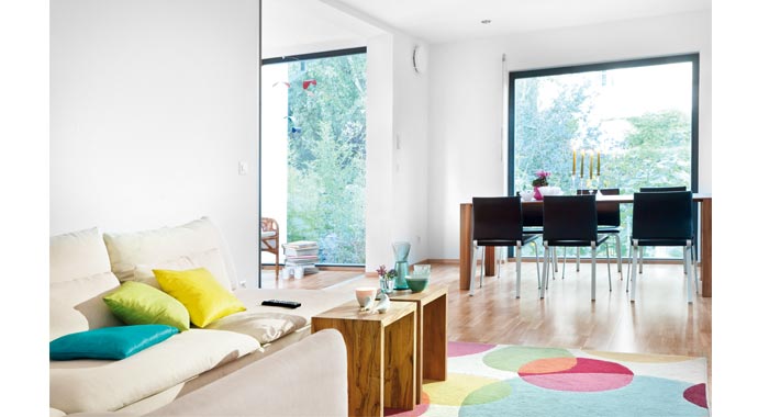 SchwörerHaus Anbau Dergeloo - FlyingSpace Wohn- & Essbereich