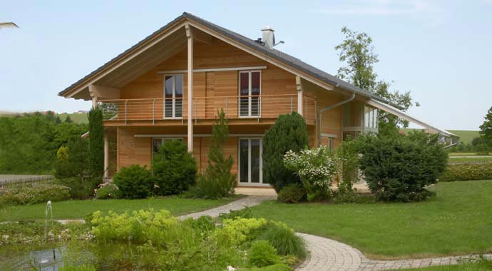 Sonnleitner Holzbauwerke Musterhaus Rosenheim Außenansicht