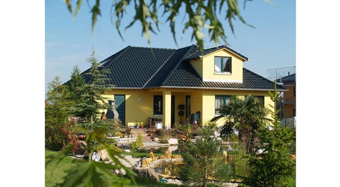 Town & Country Haus Musterhaus Winkelbungalow 108 Außenansicht