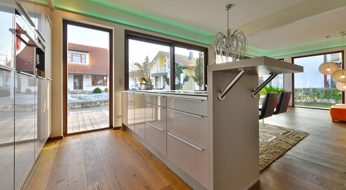 Regnauer Hausbau Musterhaus Vita Cube Fellbach Küche