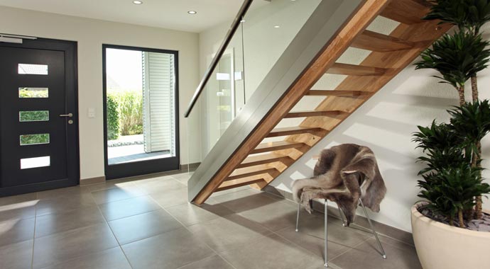 FingerHaus Musterhaus Neo 300 Eingangsbereich