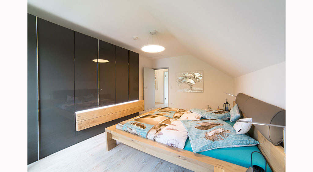 Büdenbender: Musterhaus Jedermann Schlafzimmer