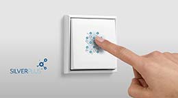 Auch im privaten Wohnraum bieten Bewegungs- und Präsenzmelder ein Plus an Hygiene, Sicherheit und Komfort.