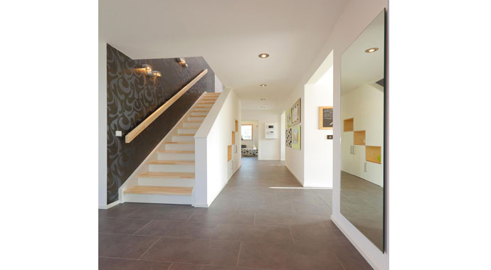 Hausflur Genusshaus – Musterhaus Köln-Frechen von Meisterstück-HAUS