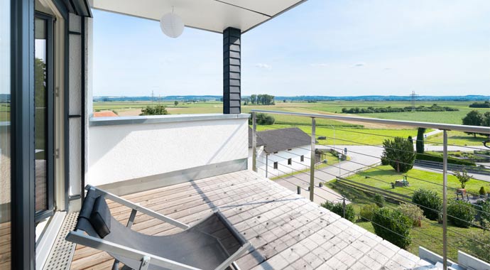 Balkon Haus Moosthenning von Regnauer Hausbau