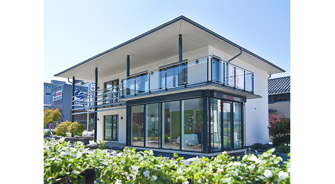 WeberHaus Austellungshaus Suhr Außenansicht