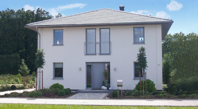 Bauunion 1905 Musterhaus Stadthaus S 300 Außenansicht