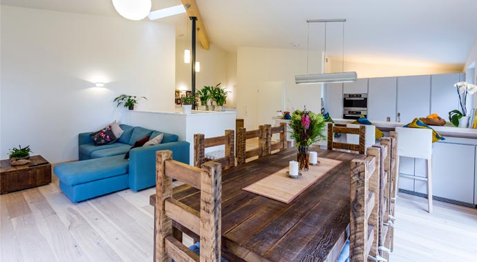 Gruber NaturHolzHaus Passivhaus England Essbereich