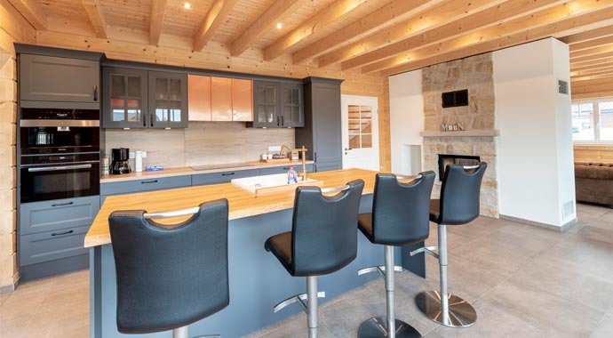 Küche Haus Steinfeld von Nordic-Haus Blockhäuser