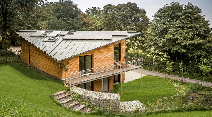 Gruber NaturHolzHaus Passivhaus England Außenansicht