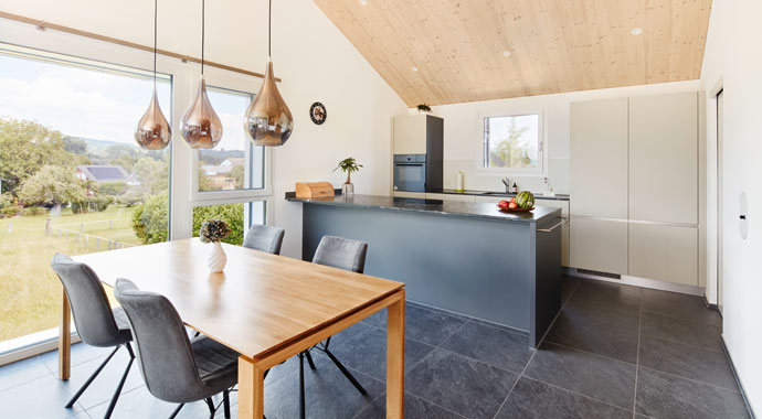 Küche Klimaholzhaus in Eschenz von Lignotrend