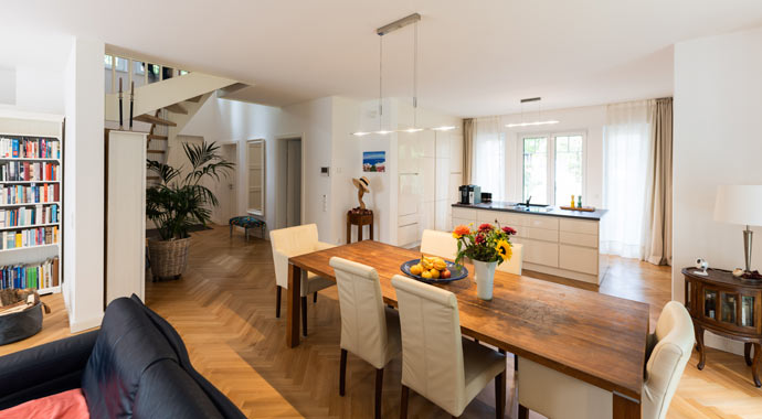 Essbereich Stadtvilla Potsdam von ARGE-HAUS