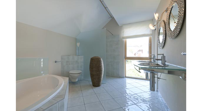 Musterhaus Fellbach von KitzlingerHaus Badezimmer