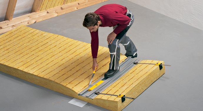 Das Profi-Schneideset von Saint-Gobain Isover.