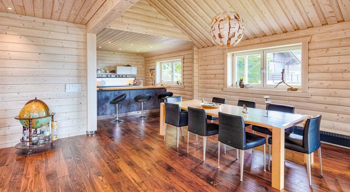 Essbereich Blockhaus Neu Finnland von LéonWood