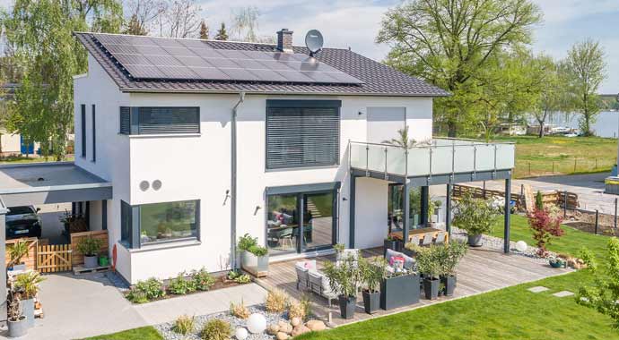 Außenansicht individuelles Pultdachhaus von Meisterstück-HAUS