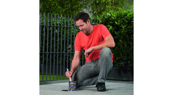 Metall-Schutzlack von Hammerite