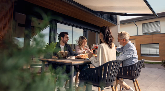 Smarte Terrasse mit Somfy Smarte Terrasse mit Somfy
