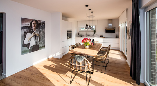 Helma Eigenheimbau Beratungsbüro in Berlin-Spandau Essbereich