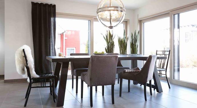 FingerHaus Neo 312 Musterhaus Bad Vilbel Essbereich