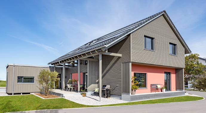 Außenansicht Musterhaus Aenne von SchwörerHaus