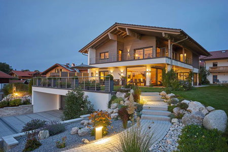 Außenansicht Kundenhaus Grünwald von Sonnleitner Außenansicht Kundenhaus Grünwald von Sonnleitner