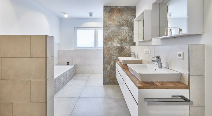 Badezimmer Kaag von Fertighaus WEISS