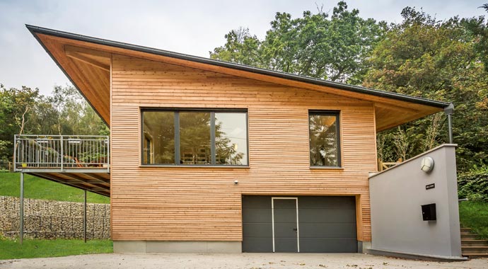 Gruber NaturHolzHaus Passivhaus England Außenansicht