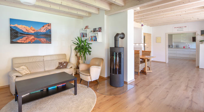 Wohnbereich individueller Architektenentwurf Plansee von Isartaler Holzhaus
