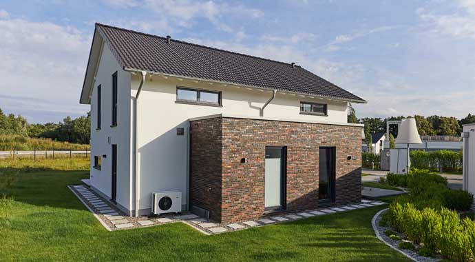 Außenansicht Effizienzhaus Alona von Gussek Haus