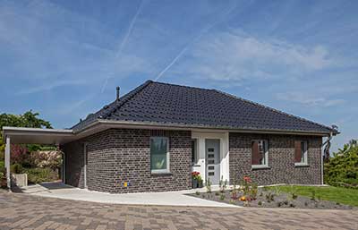 Baumeister-Haus Musterhaus Karl Tadge Wohnbau Aussenansicht