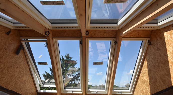 Großflächige Dachfenster von FAKRO