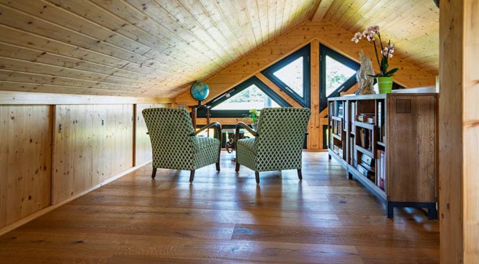 Dachgeschoss Wolf von LéonWood