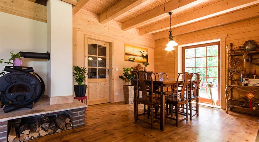 LéonWood Ontario Essbereich