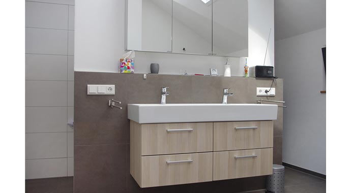 ZimmerMeisterHaus Musterhaus Jesingen Badezimmer