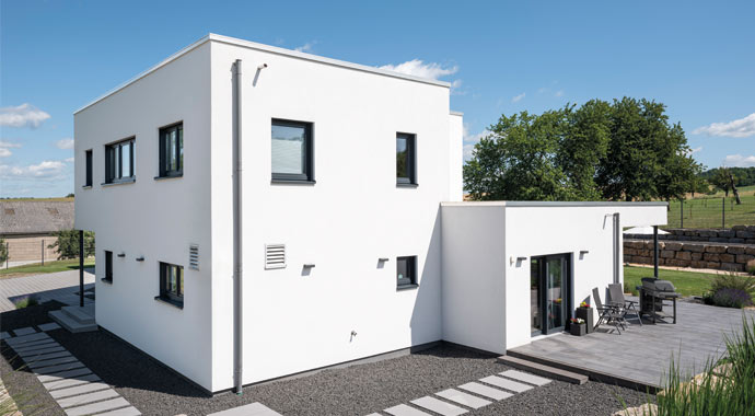 Außenansicht frei geplantes Haus im Bauhausstil von FingerHaus