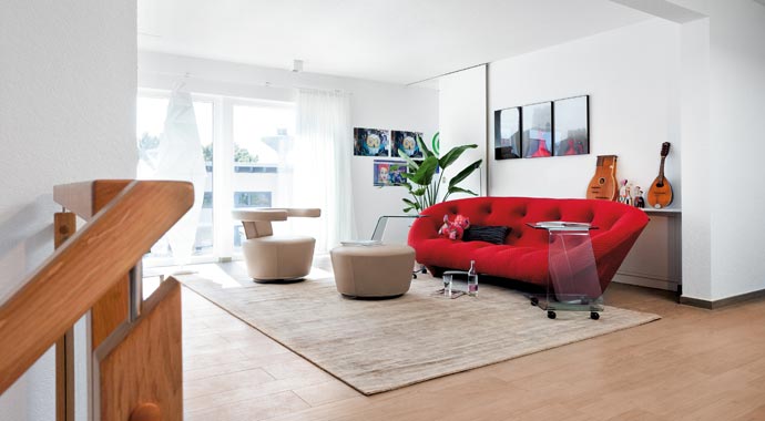 Wohnbereich Plusenergiehaus Wuppertal von SchwörerHaus