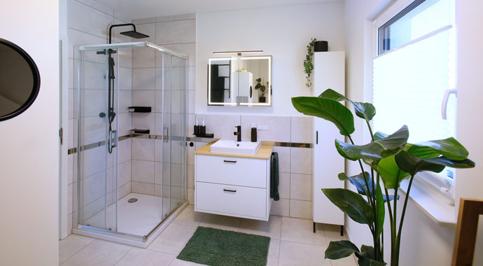 Badezimmer Family 130 von Dan-Wood Family