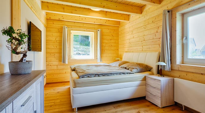 Schlafzimmer Blockhaus Enztal von LéonWood