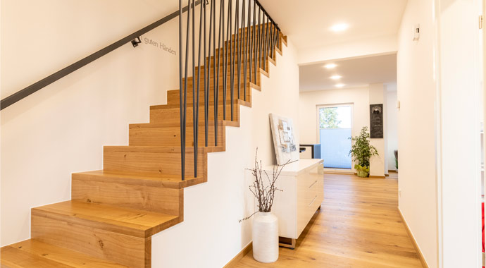 Treppenhaus Musterhaus Weinsheim von STREIF Haus